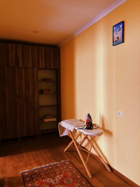 Home Away Home In Heart Of Τυφλίδα Εξωτερικό φωτογραφία