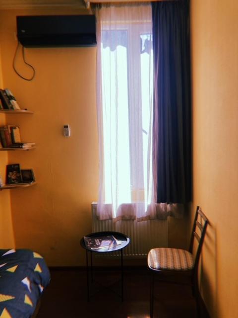 Home Away Home In Heart Of Τυφλίδα Εξωτερικό φωτογραφία